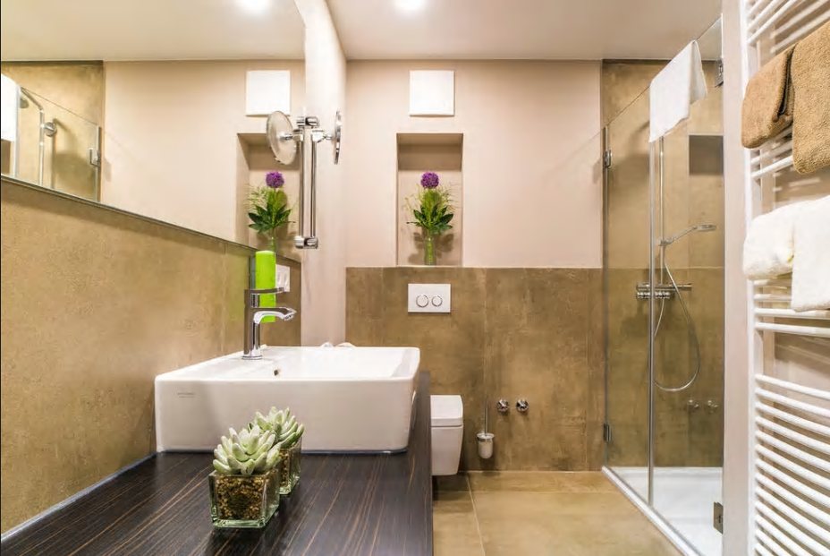Modernes Badezimmer